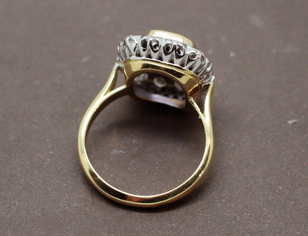 Bague Saphir Entourage Diamants - Image 5