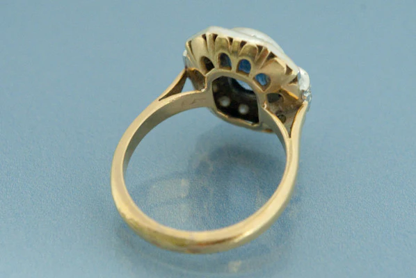 Bague Saphir et Diamant - Image 2