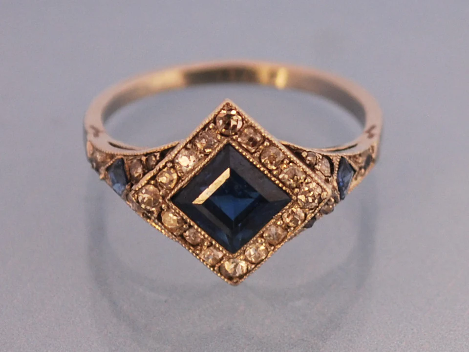 Bague saphir et diamants - Image 4