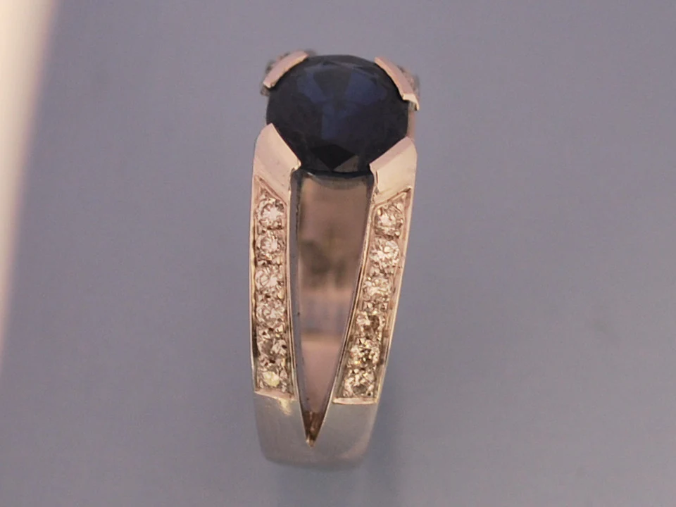Bague saphir et diamants "Benoit Joaillier" - Image 2