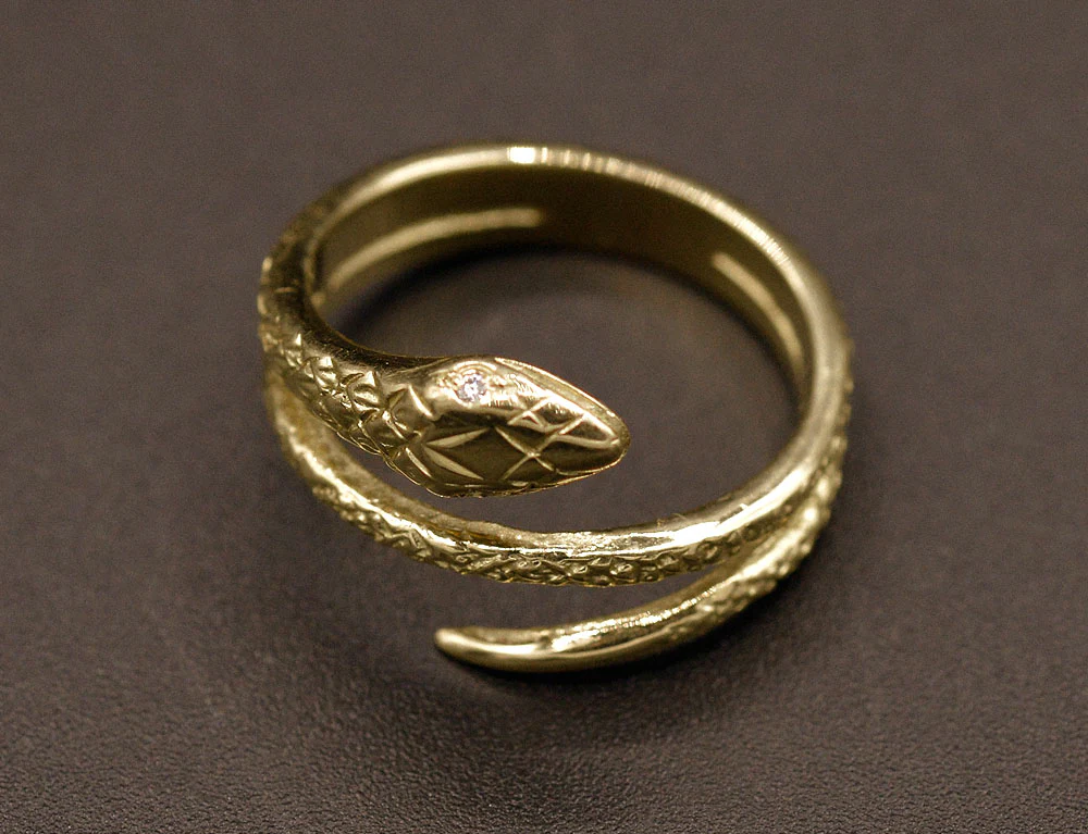 Bague Serpent Or jaune et diamants - Image 4