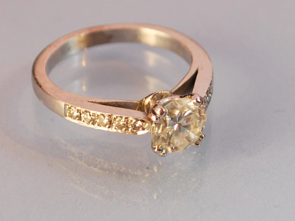 Bague solitaire diamant 1 carat - Image 4