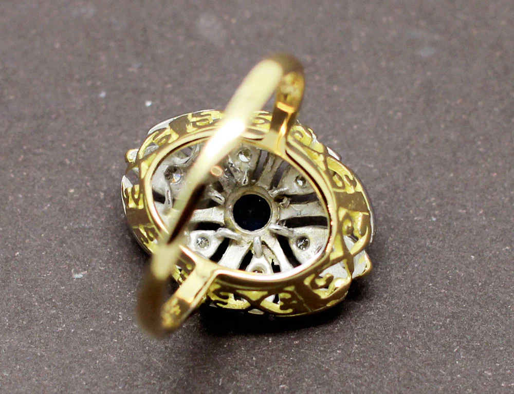 Bague Style Art Déco Saphir Diamants - Image 6