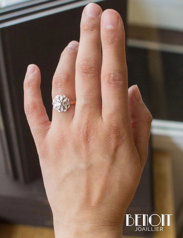 Bague Style Fleur Diamant - Image 6