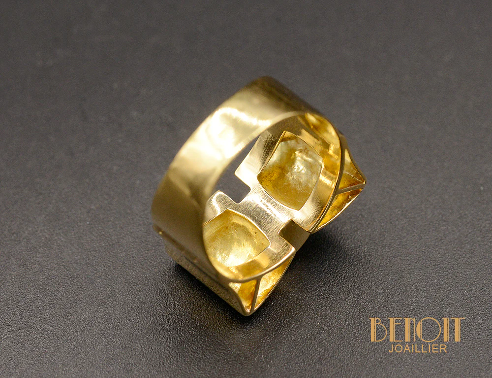 Bague Tank Or Jaune Diamants Rubis Verneuil - Image 4
