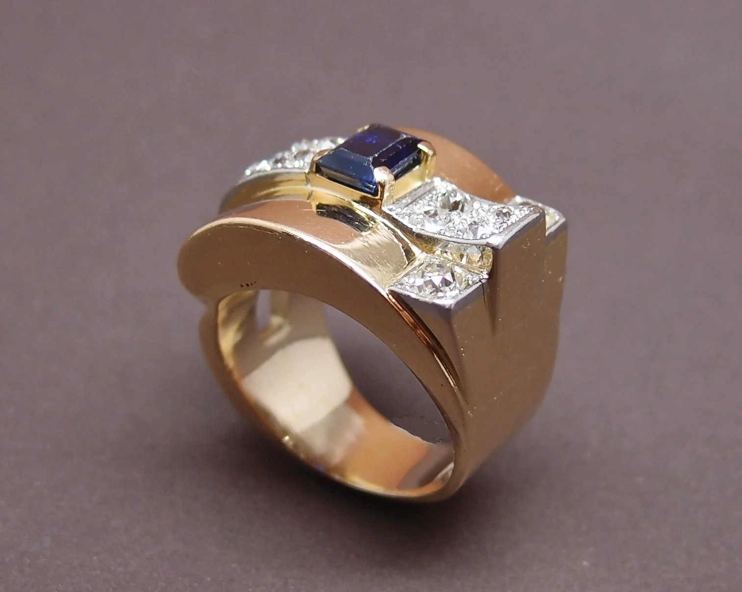Bague "Tank" or, platine, saphir et diamants - Image 3