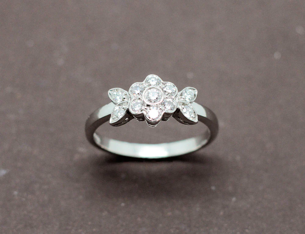 Bague Tiffany & Co "Blossom Ring" - Image 2