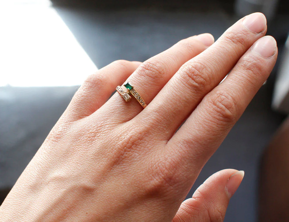 Bague Toi et Moi Émeraude et Diamants - Image 5