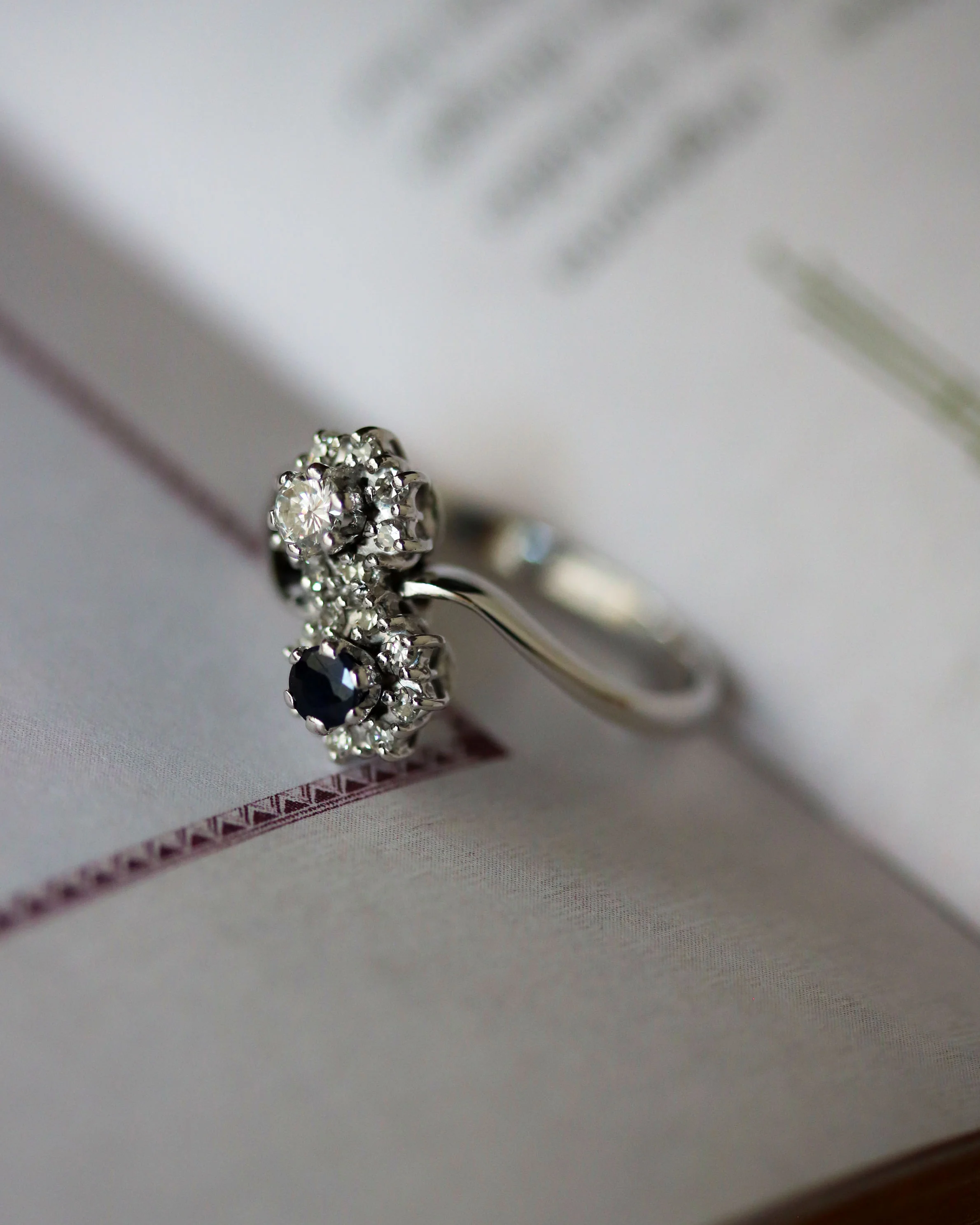 Bague Toi et Moi Or Blanc Saphir et Diamant - Image 6