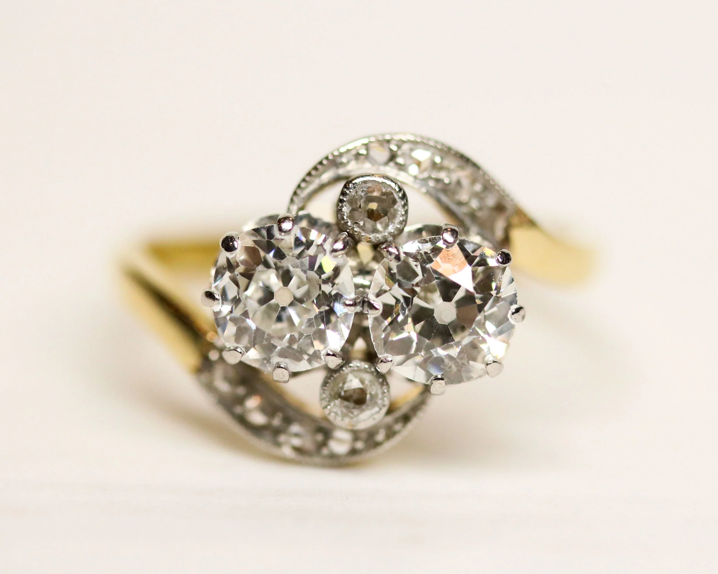 Bague Toi & Moi Tourbillon Diamants et Or - Image 6