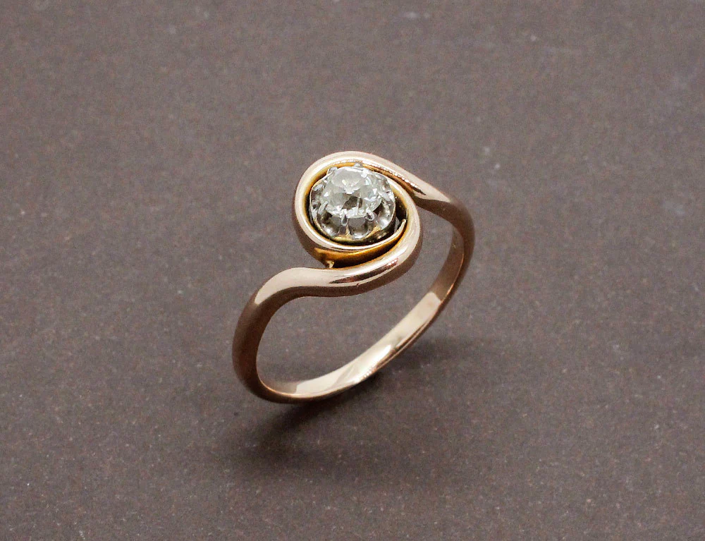 Bague Tourbillon Or Rose Diamant