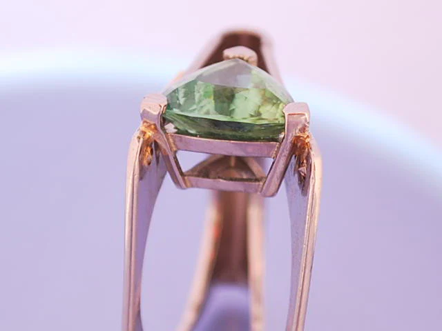 Bague tourmaline verte en forme de livre en Or 18 carat "Benoit - Image 2