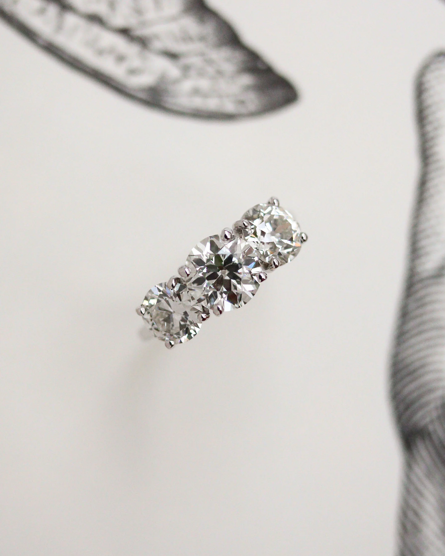 Bague Trilogie Diamants Certifiés et Platine - Image 3