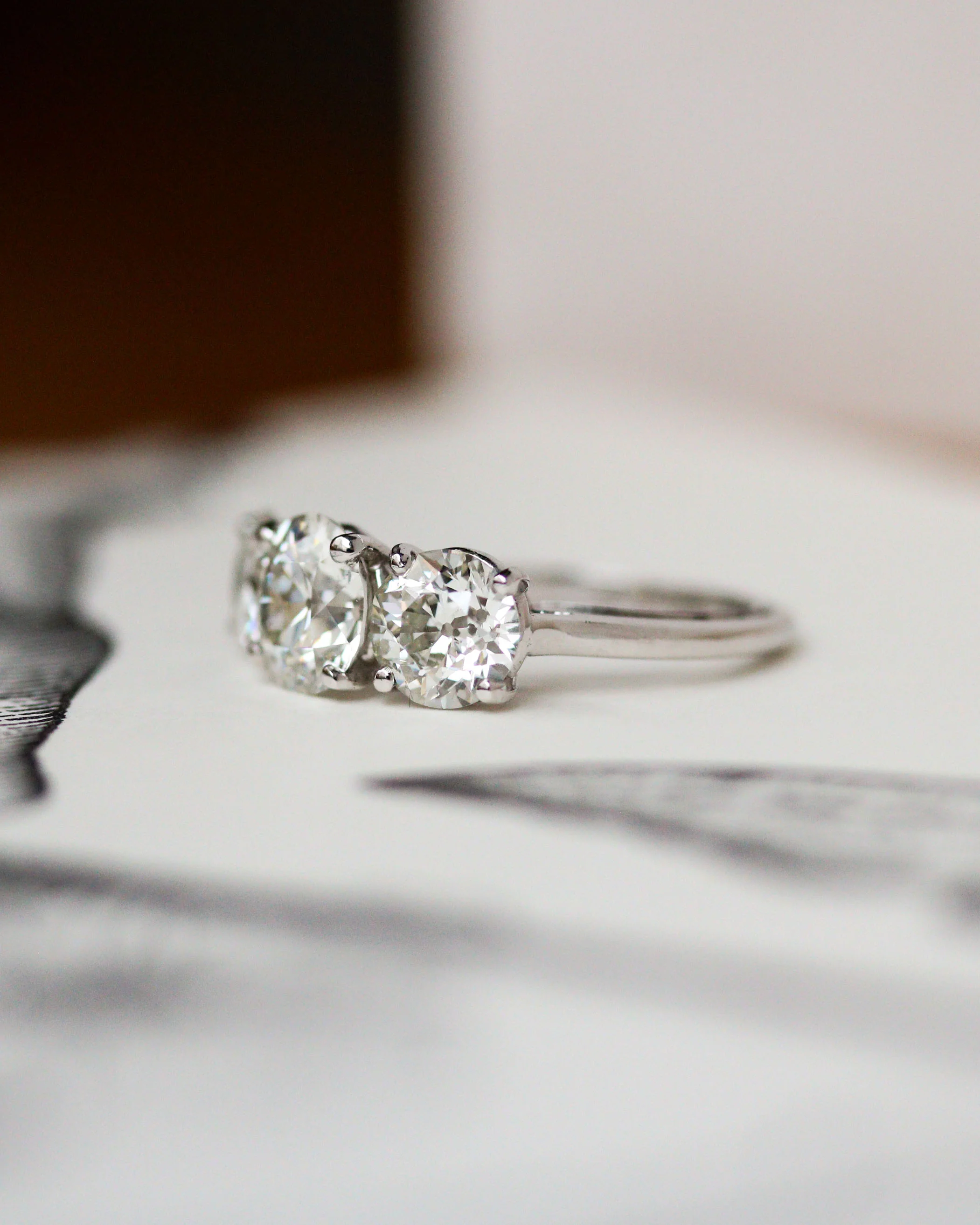 Bague Trilogie Diamants Certifiés et Platine - Image 5