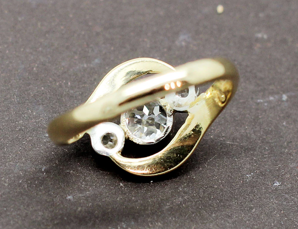 Bague Trilogie Façon Tourbillon Diamants - Image 6