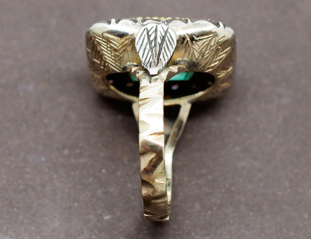 Bague XIXe Emeraude Entourage - Image 4