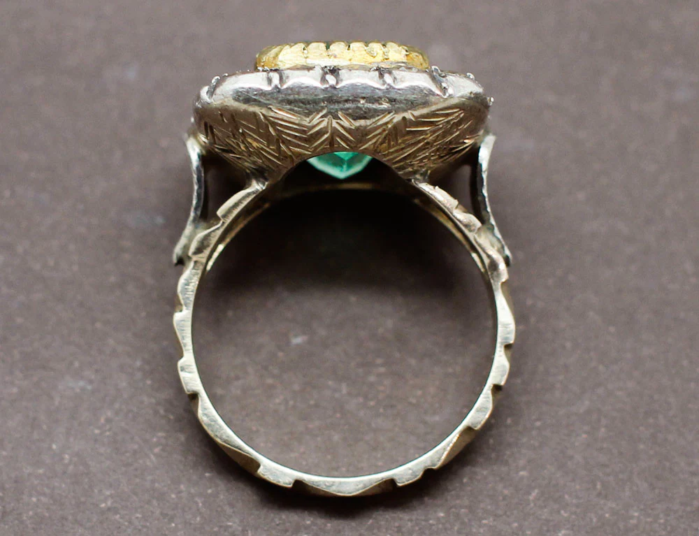 Bague XIXe Emeraude Entourage - Image 5