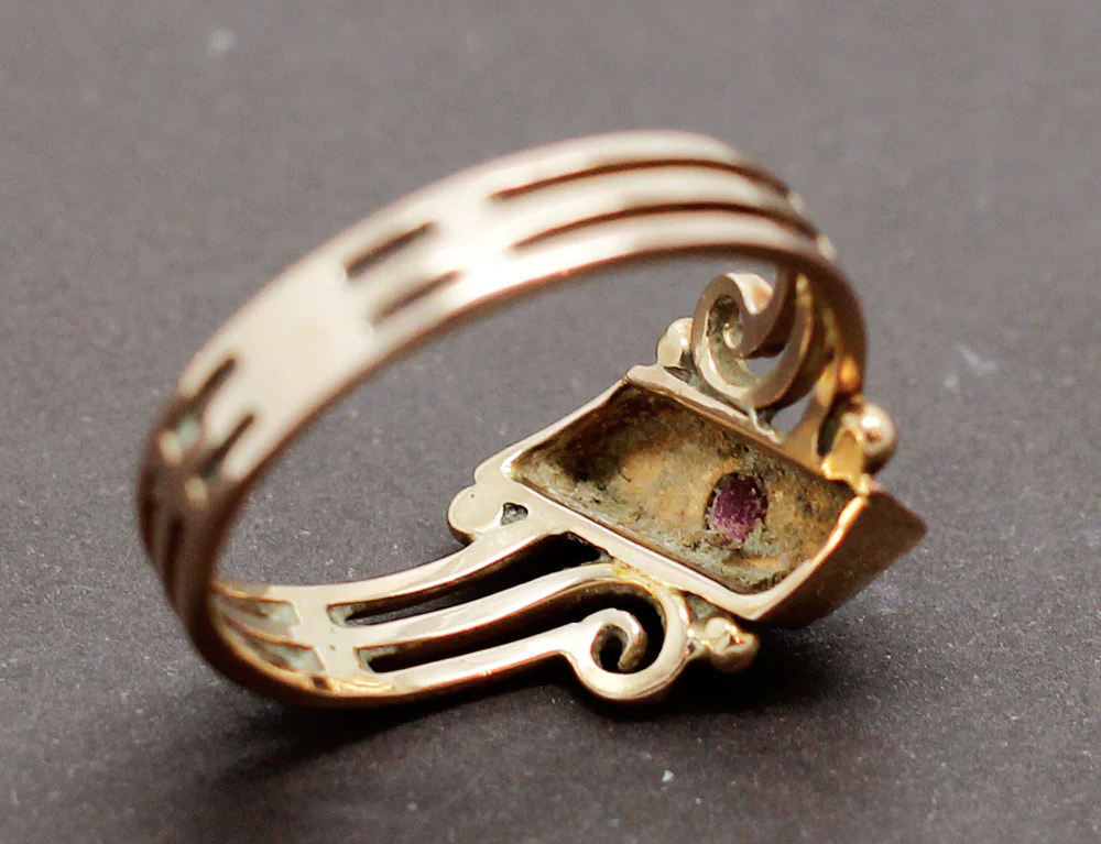 Bague XIXe Or Perles et Verneuil - Image 6