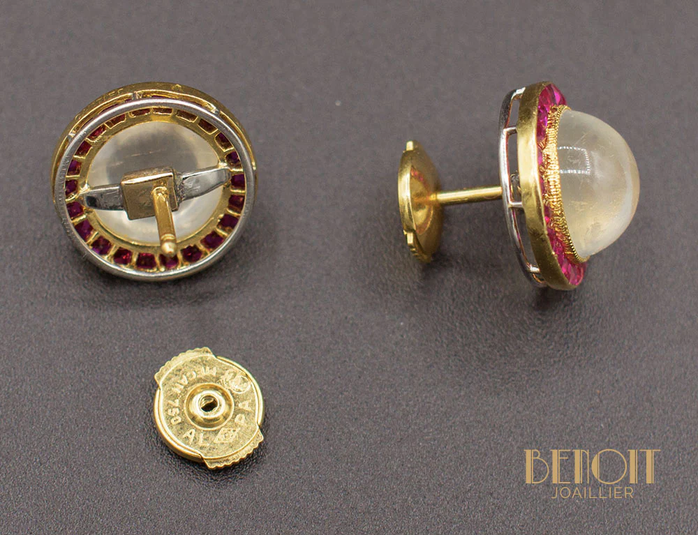 Boucles d'Oreilles Cartier Pierres de Lune et Verneuils - Image 4