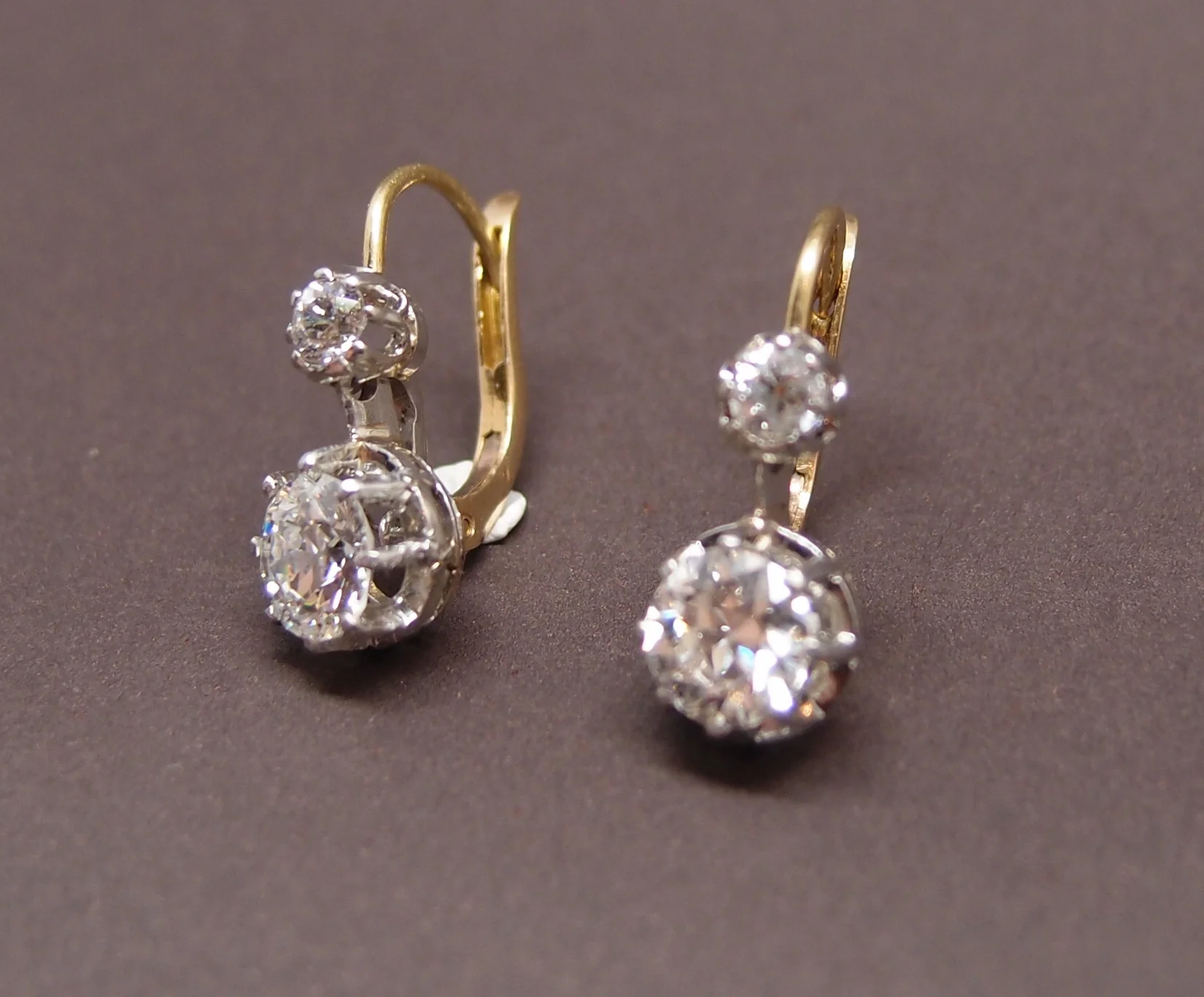 Boucles d'oreilles "dormeuses" 2 x 0.8 ct Taille ancienne - Image 2