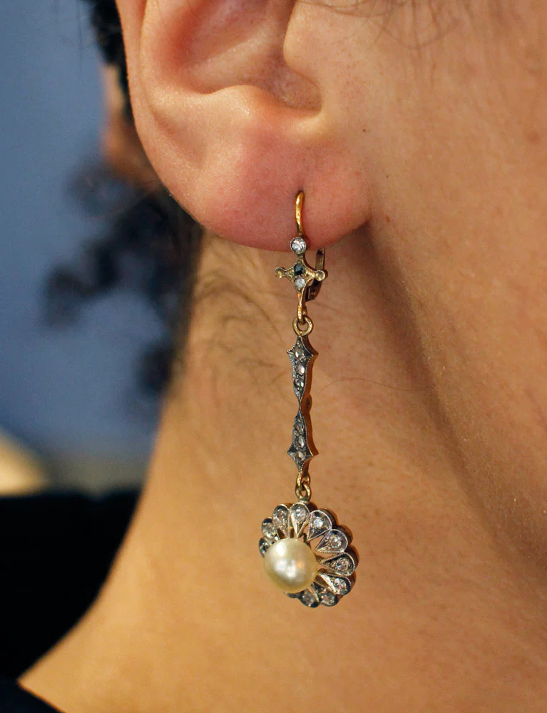 Boucles d'Oreilles Pendantes Perles et Diamants - Image 5