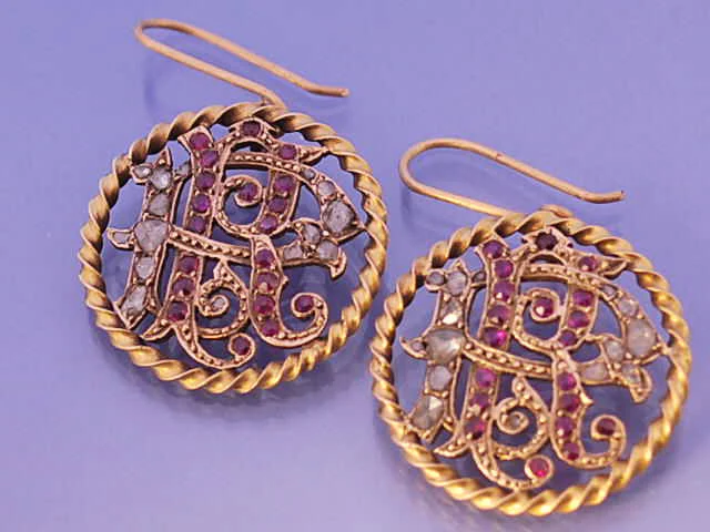 boucles oreille ancienne en or rubis et diamants taille rose