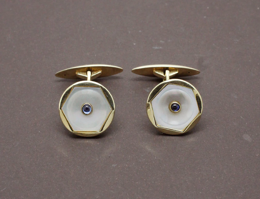 Boutons de Manchette Or Nacre et Saphir