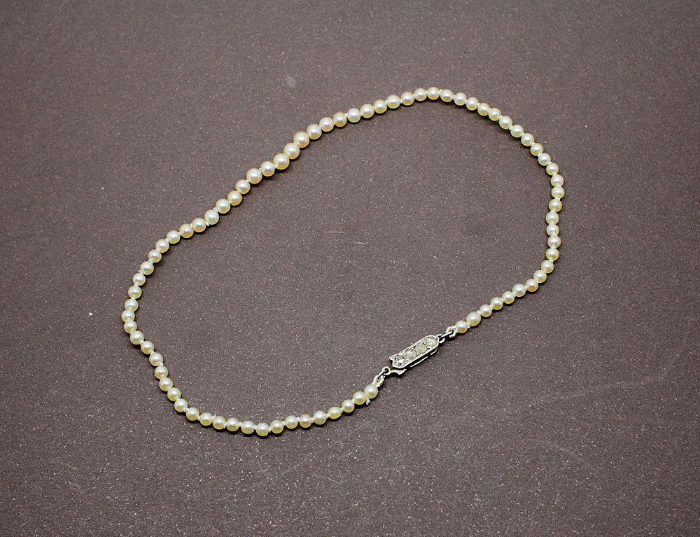 Bracelet 1900 Perles Fines et Fermoir Diamants