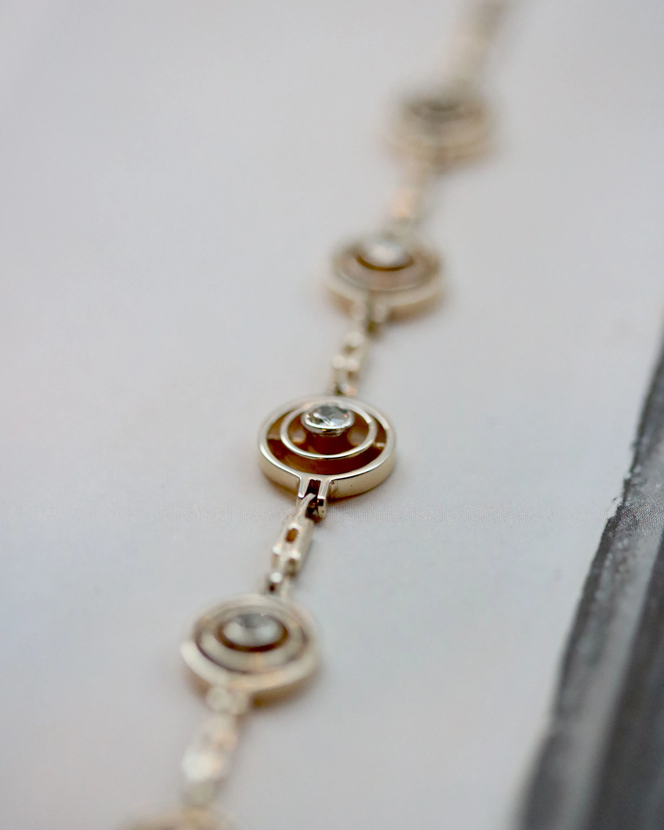 Bracelet Articulé en Deux Ors et Diamant