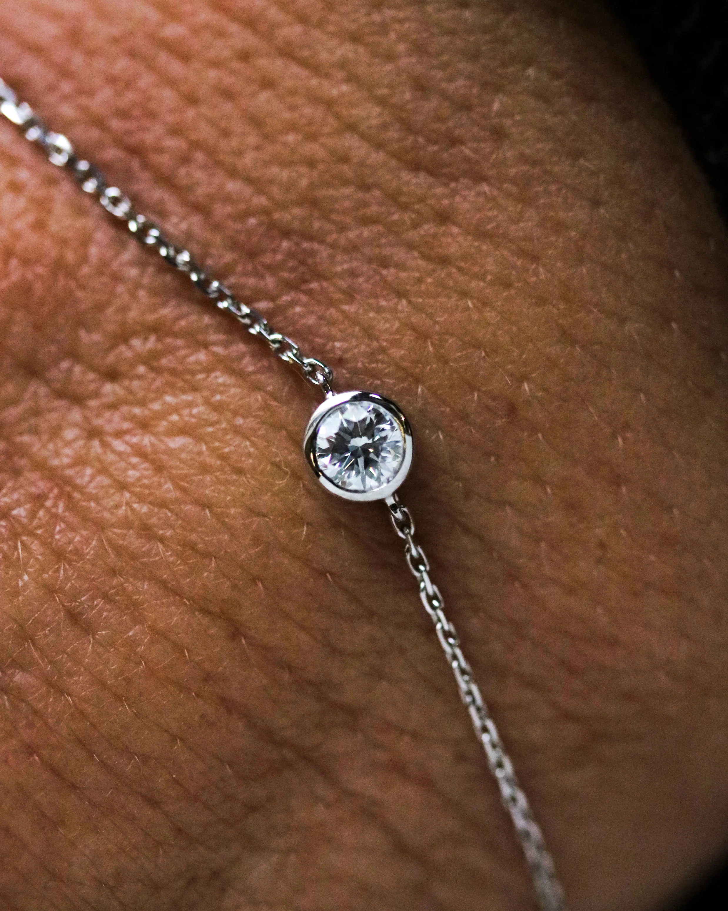 Bracelet Création Benoit Joaillier "Solitaire or blanc Diamant"