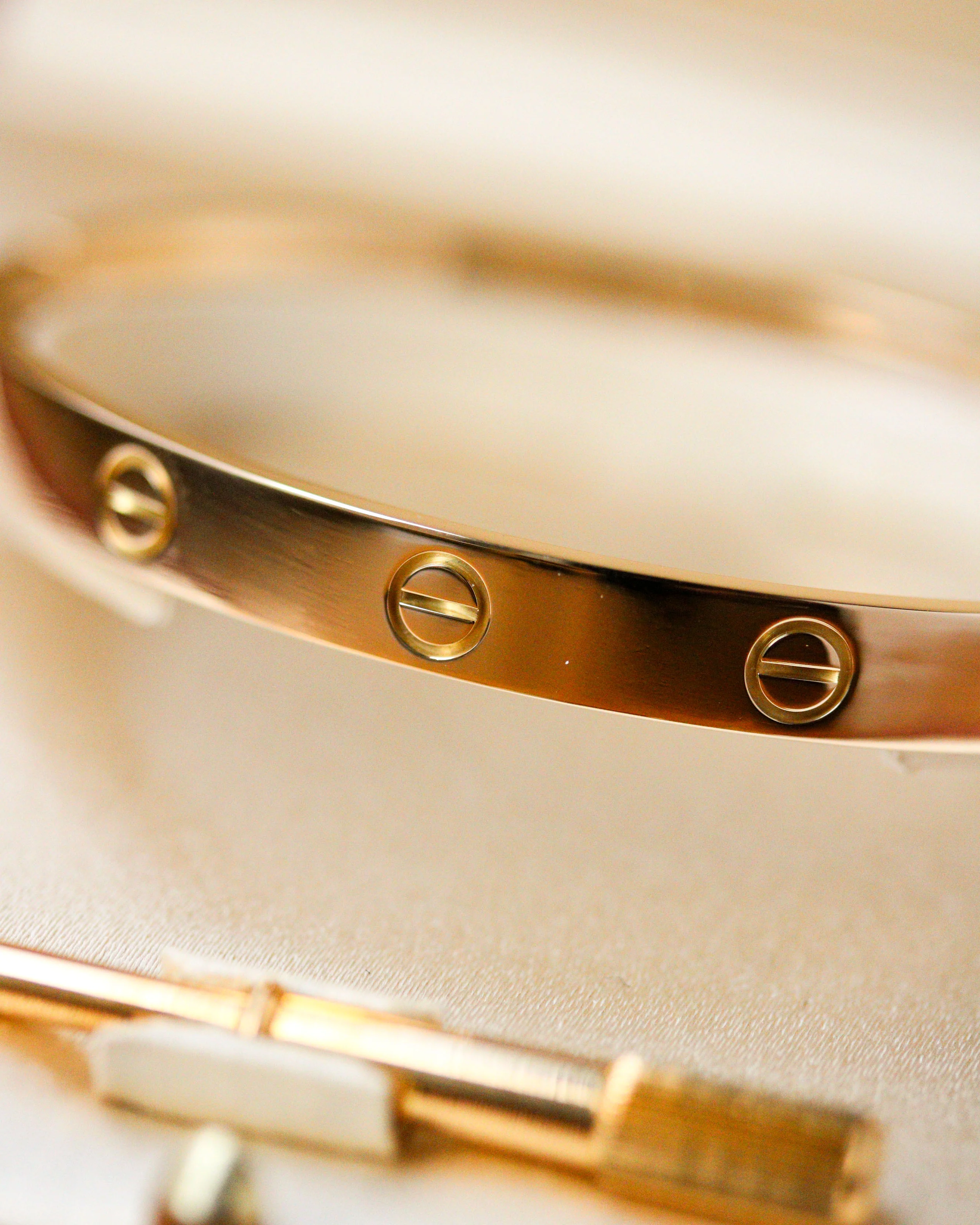 Bracelet Love Classique signé "Cartier" Or Jaune - Image 5