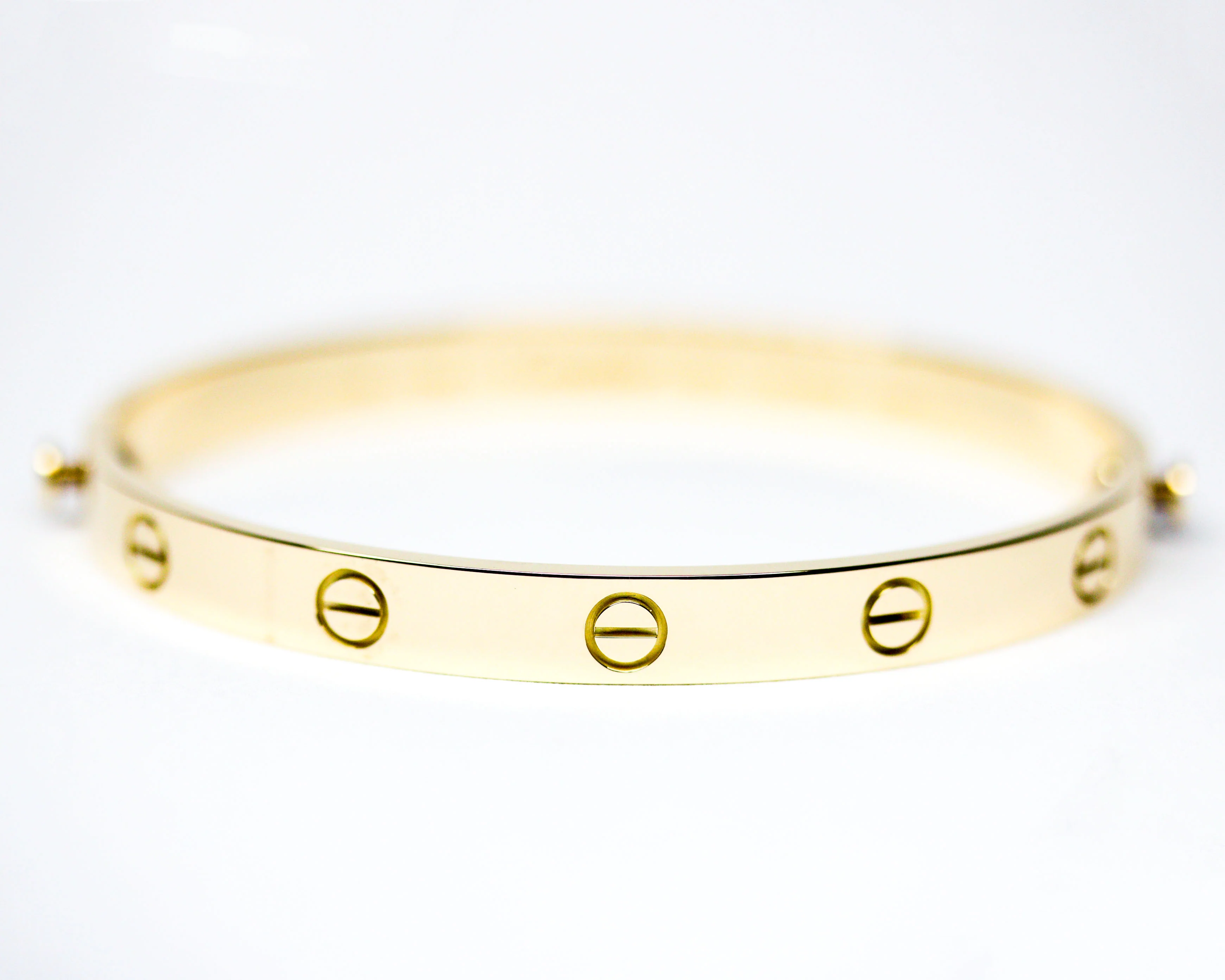 Bracelet Love Classique signé "Cartier" Or Jaune - Image 7