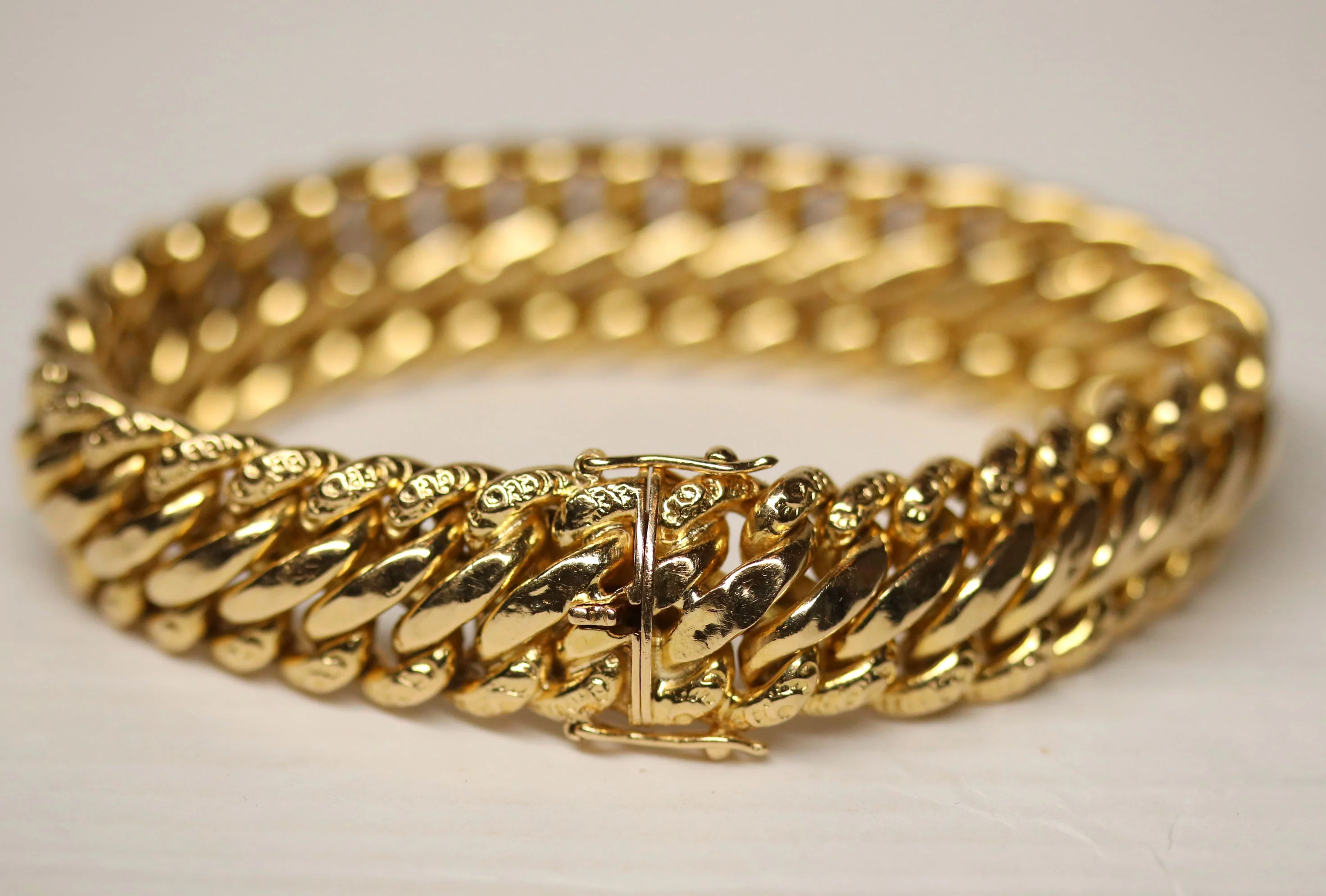 Bracelet Maille Américaine en Or Jaune - Image 5