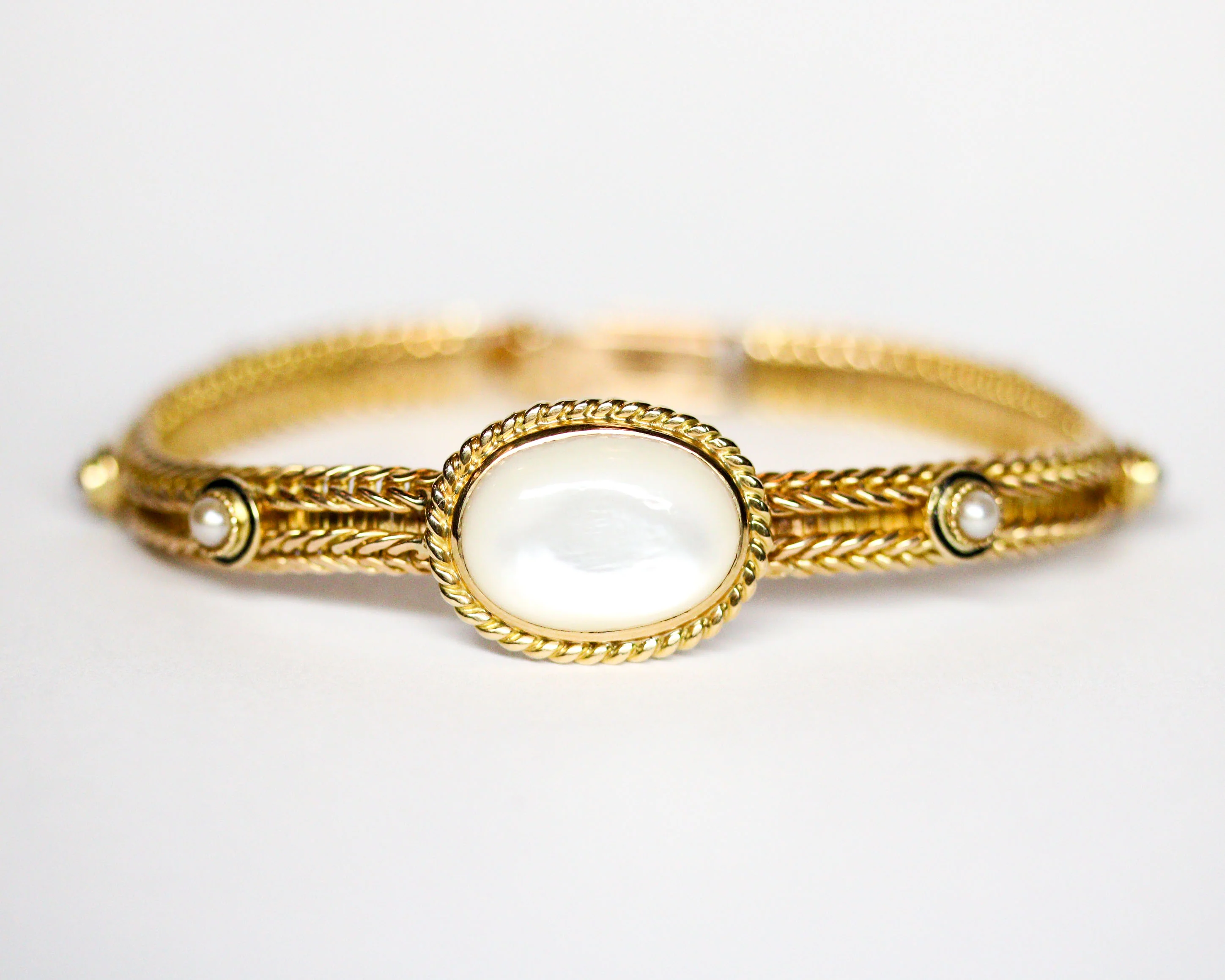 Bracelet Napoléon III Or jaune,  Pierre de Lune et perle de fines - Image 7