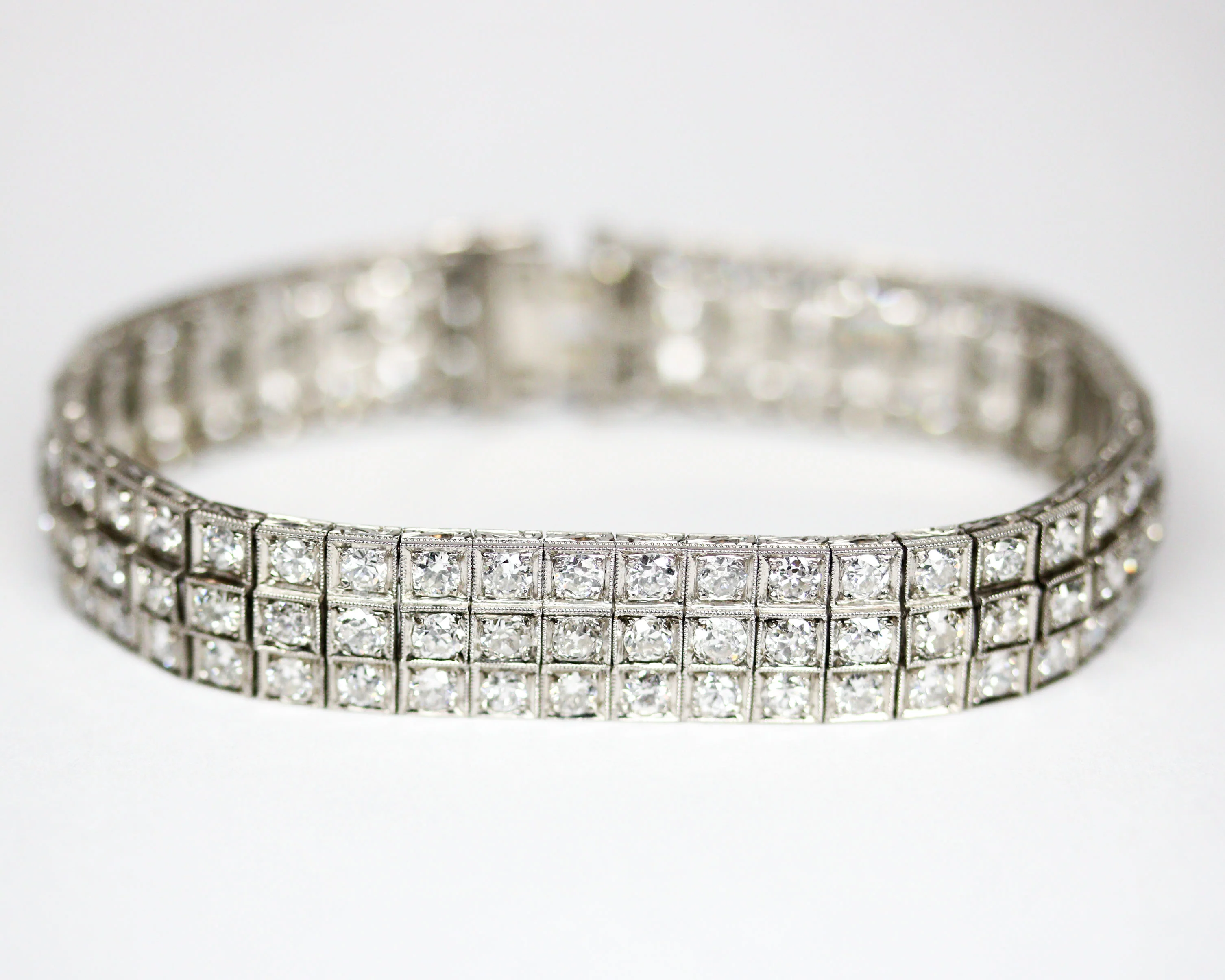 Bracelet Rivière Or blanc Platine et Diamants - Image 7
