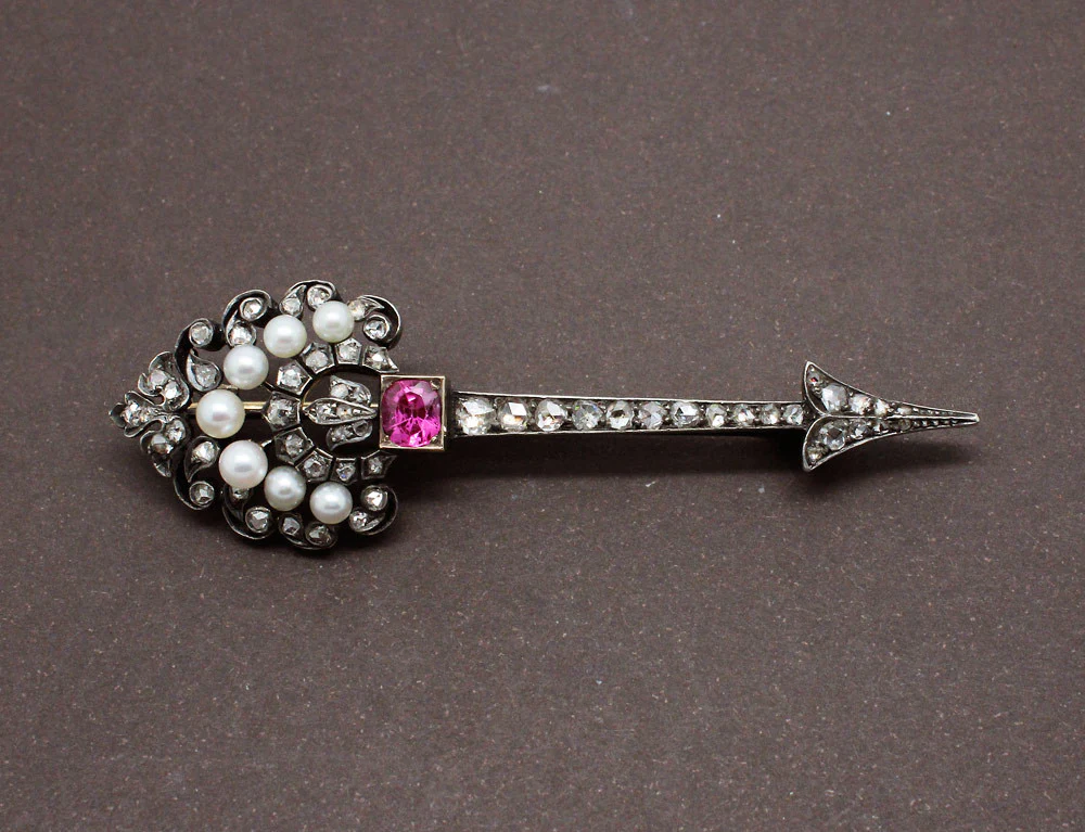 Broche Flèche Perles et Diamants