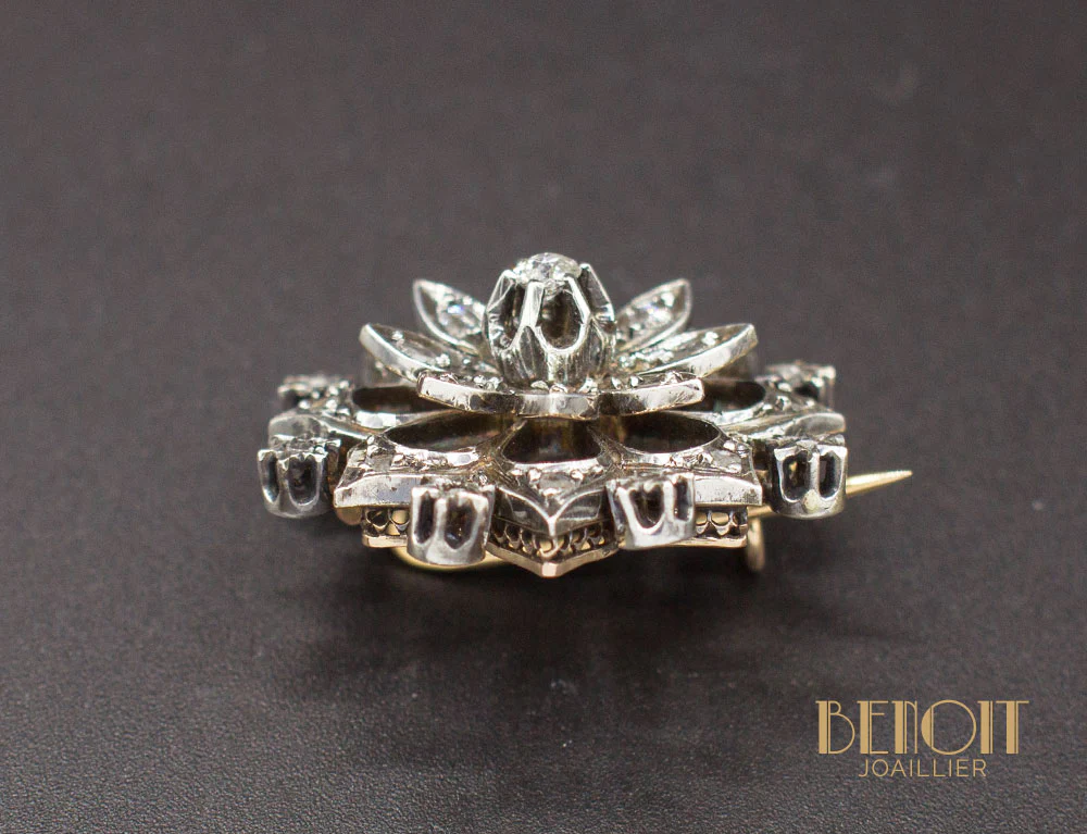 Broche Fleur Ancienne Diamants - Image 2