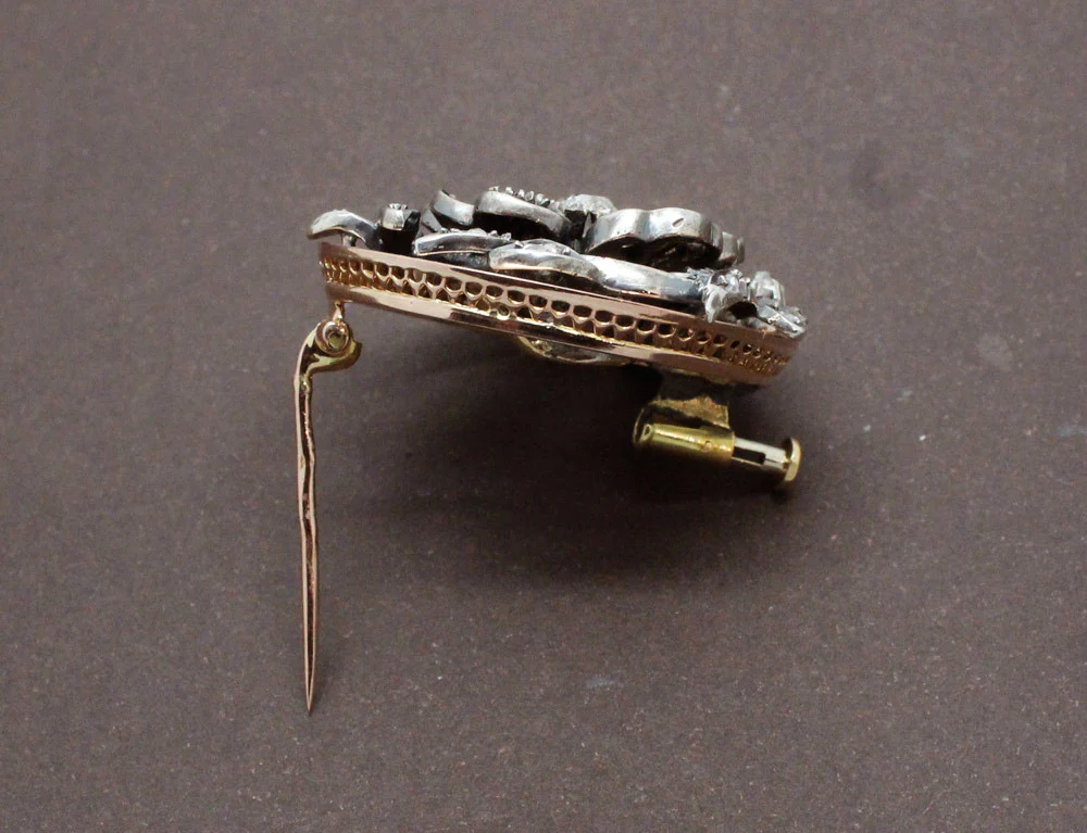 Broche Fleur D'Églantine Diamants - Image 4