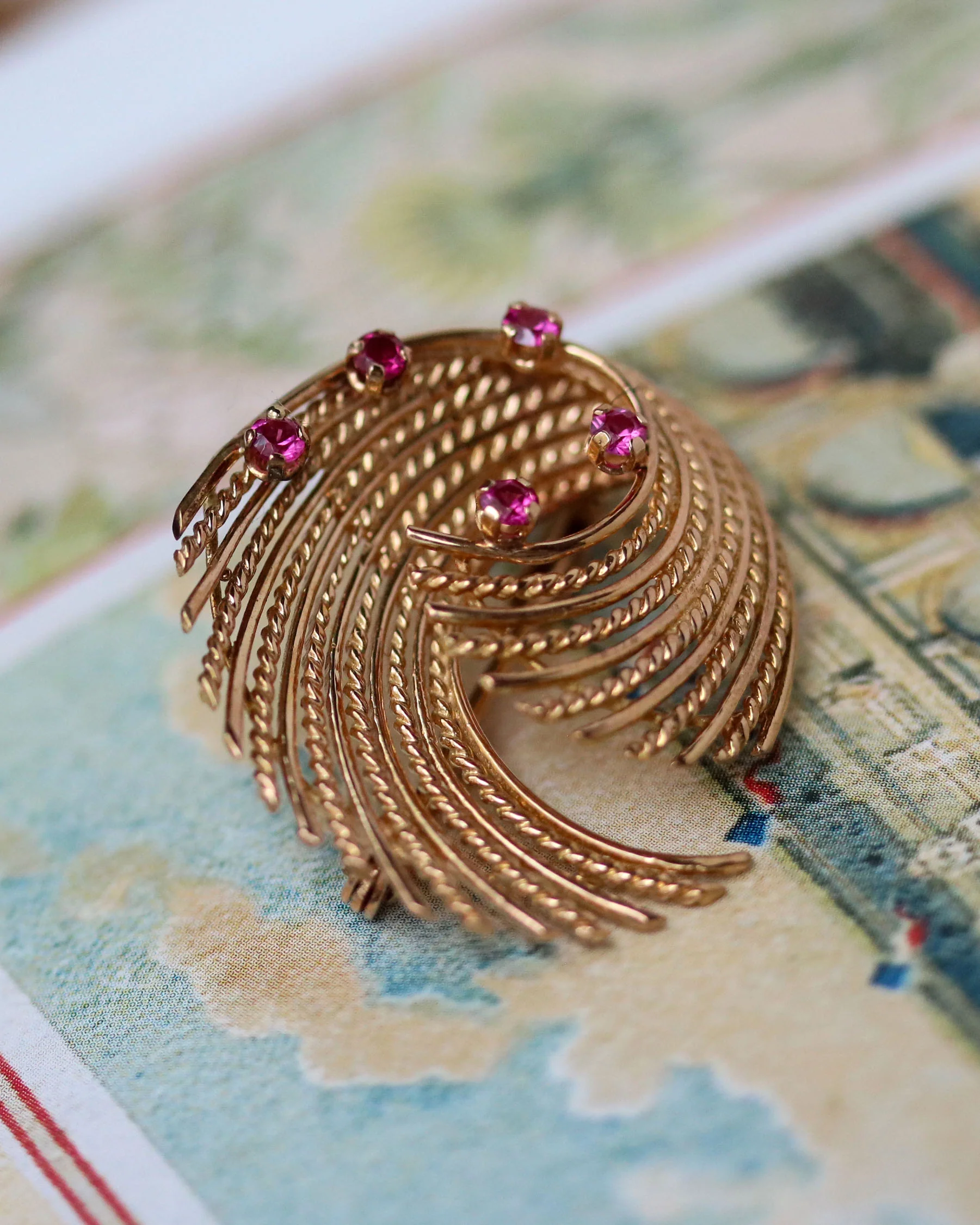 Broche Stylisée Or Rose - Image 4