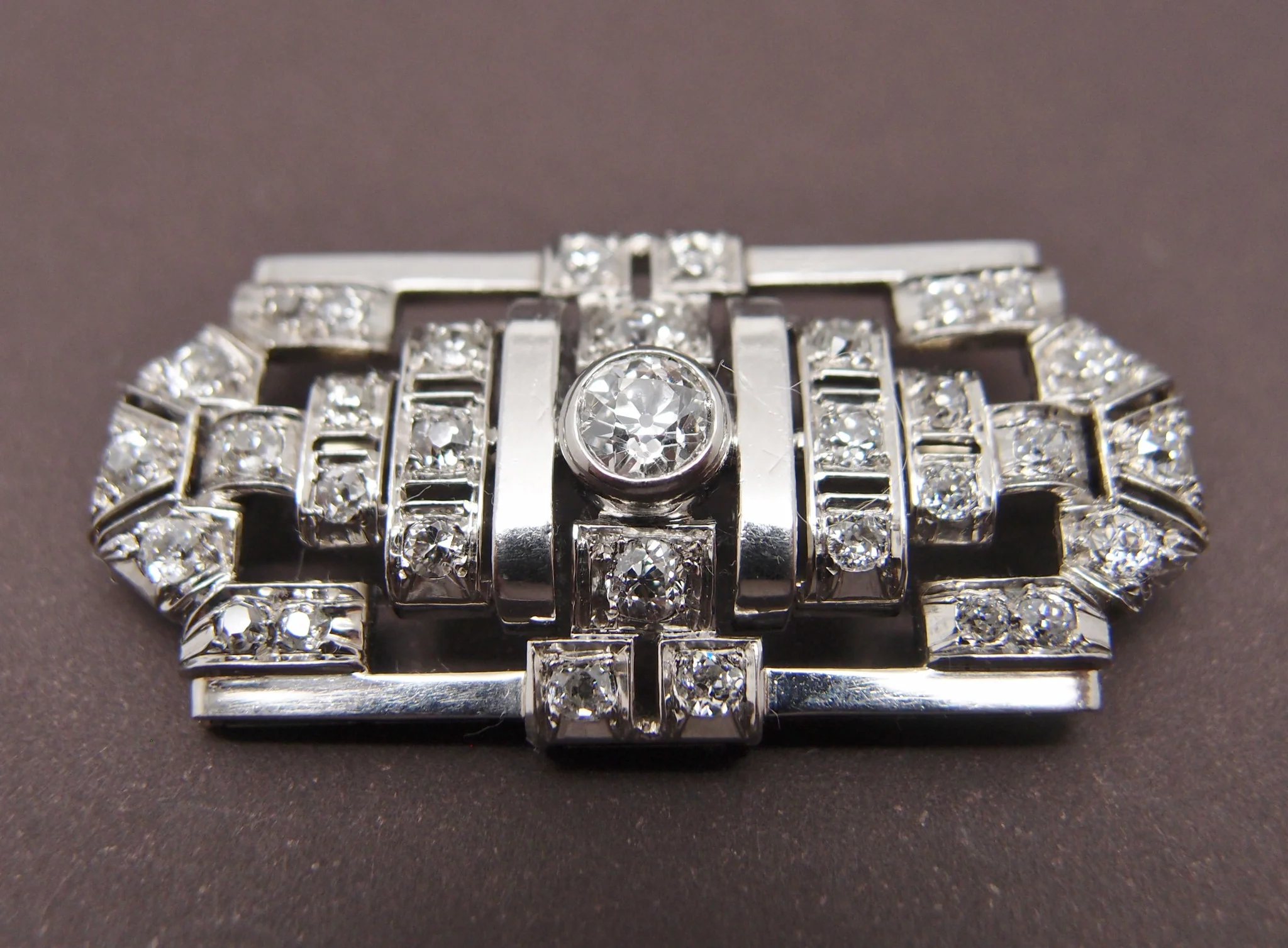 Broche "Plaque" Platine et diamants