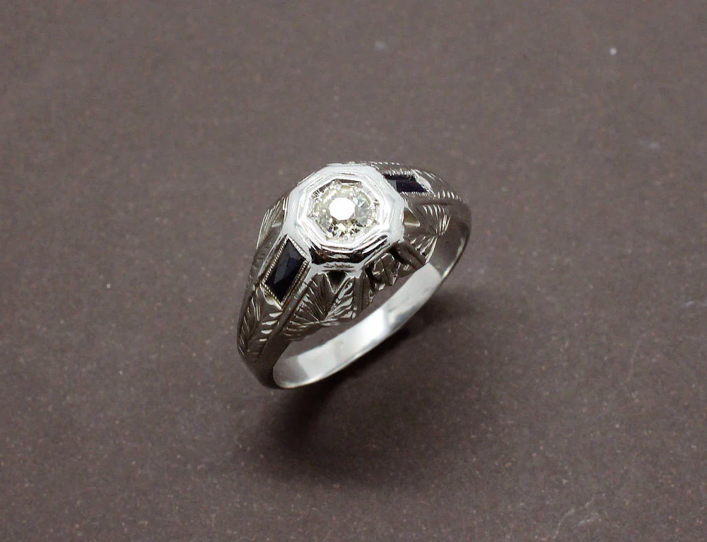 Chevalière Art Déco Diamant et Saphirs