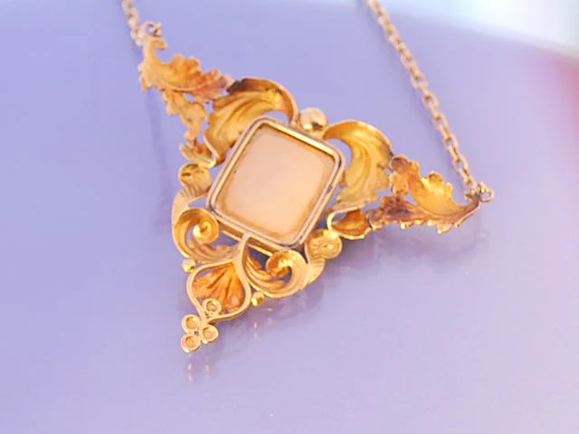 collier 1850 diamants  or 18 carat et email - Image 4