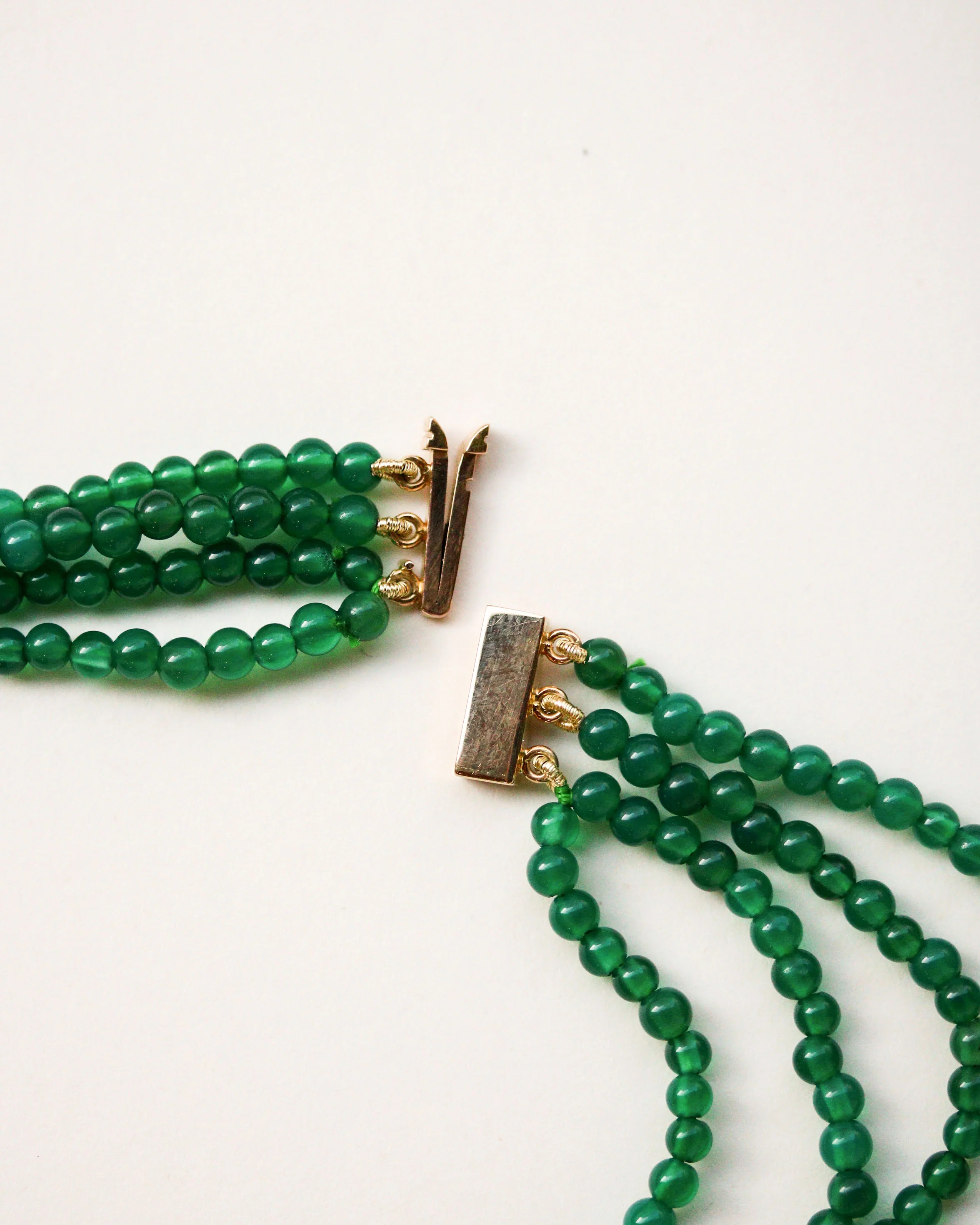 Collier Quatre Rangs Perles d'Emeraude - Image 3