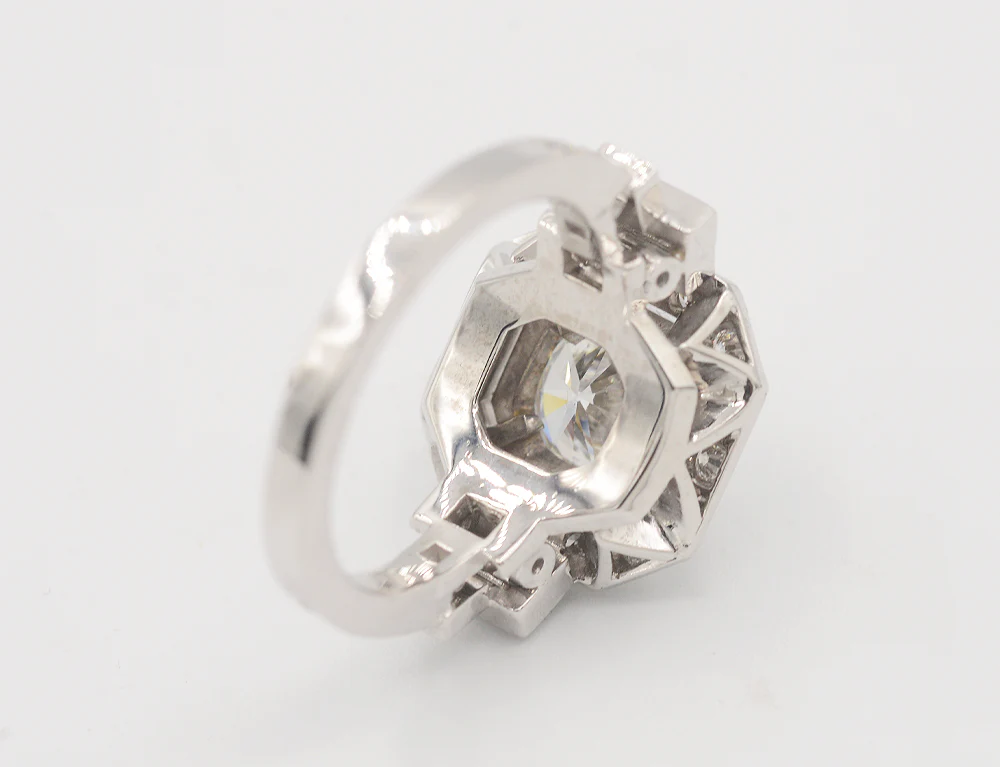 Bague Création Benoît Joaillier "Carré Pans Coupés" Diamant 1,07 carat F-Si1 - Image 4