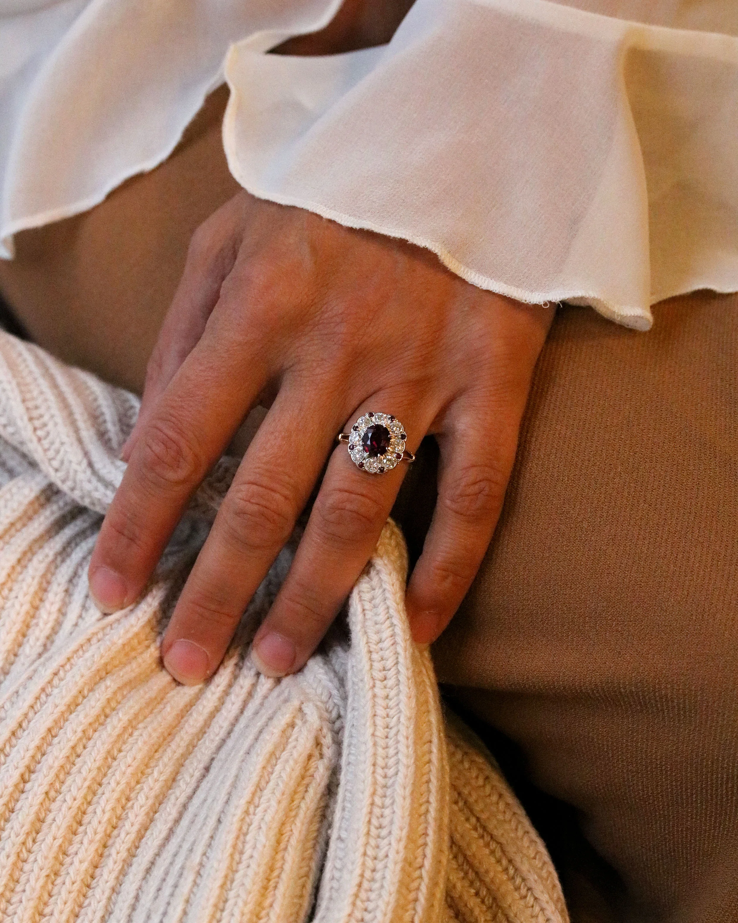 Bague Pompadour Or Rubis et Diamants - Image 3
