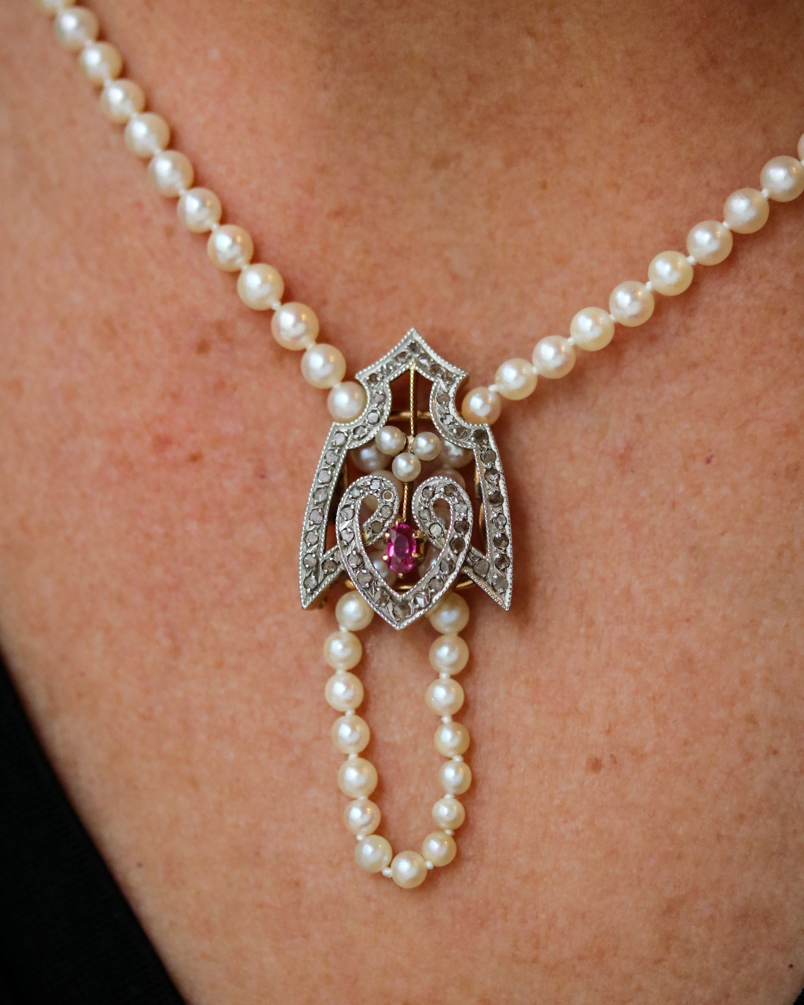 Coulant de Sautoir ou Pendentif en Or, Rubis et Perles - Image 6