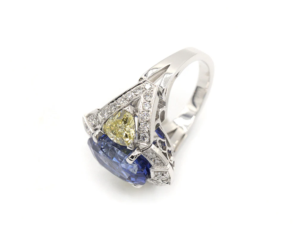 Bague Création Benoit Joaillier "Cocktail Saphir Diamant Jaune" - Image 4