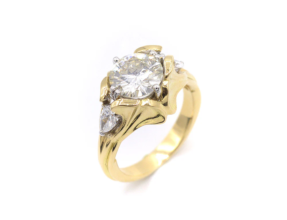 Bague Création Benoit Joaillier "Jonc Ginkgo" Diamant K-Si 2,02ct