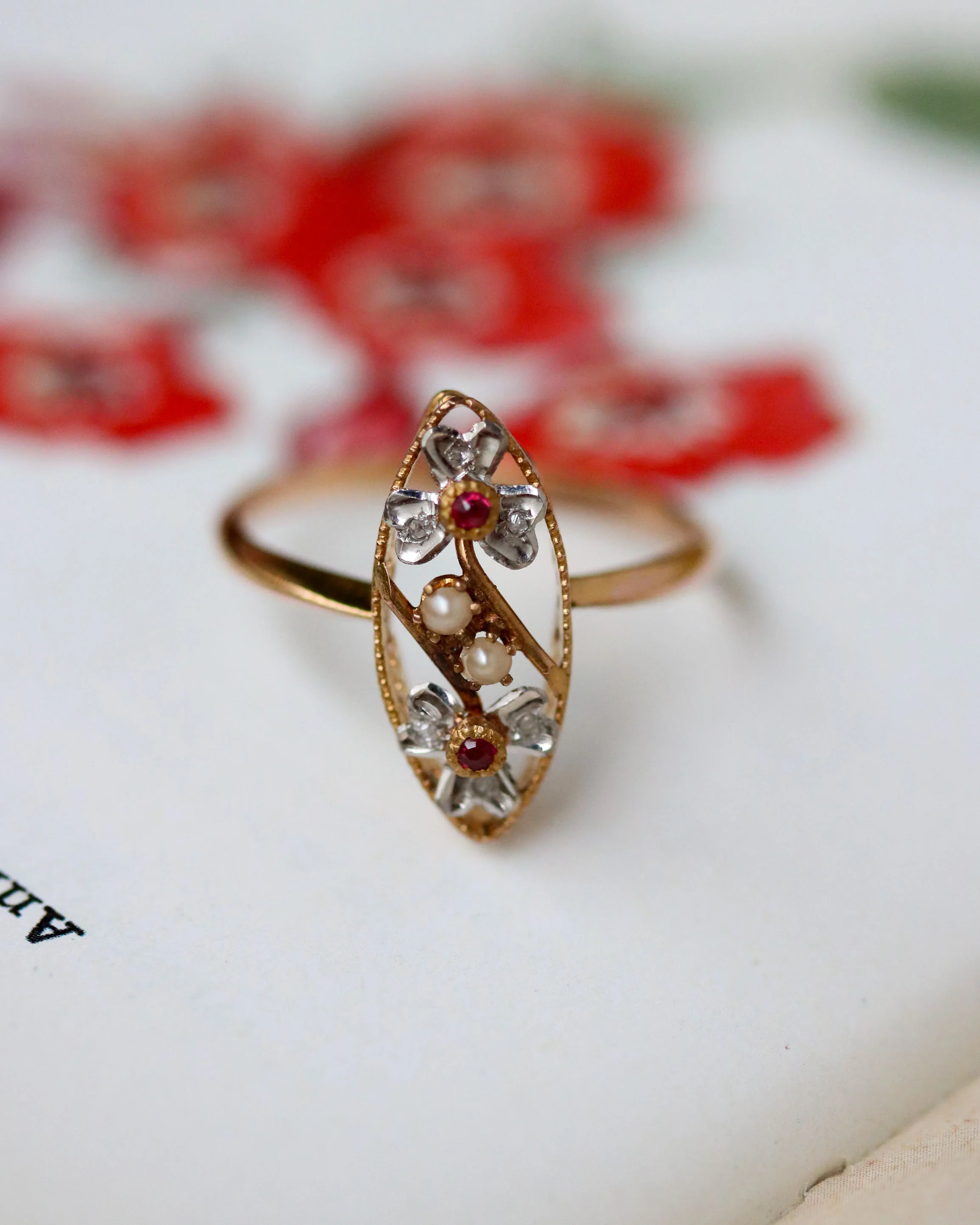 Bague Marquise Ancienne Rubis et Perles fines - Image 3