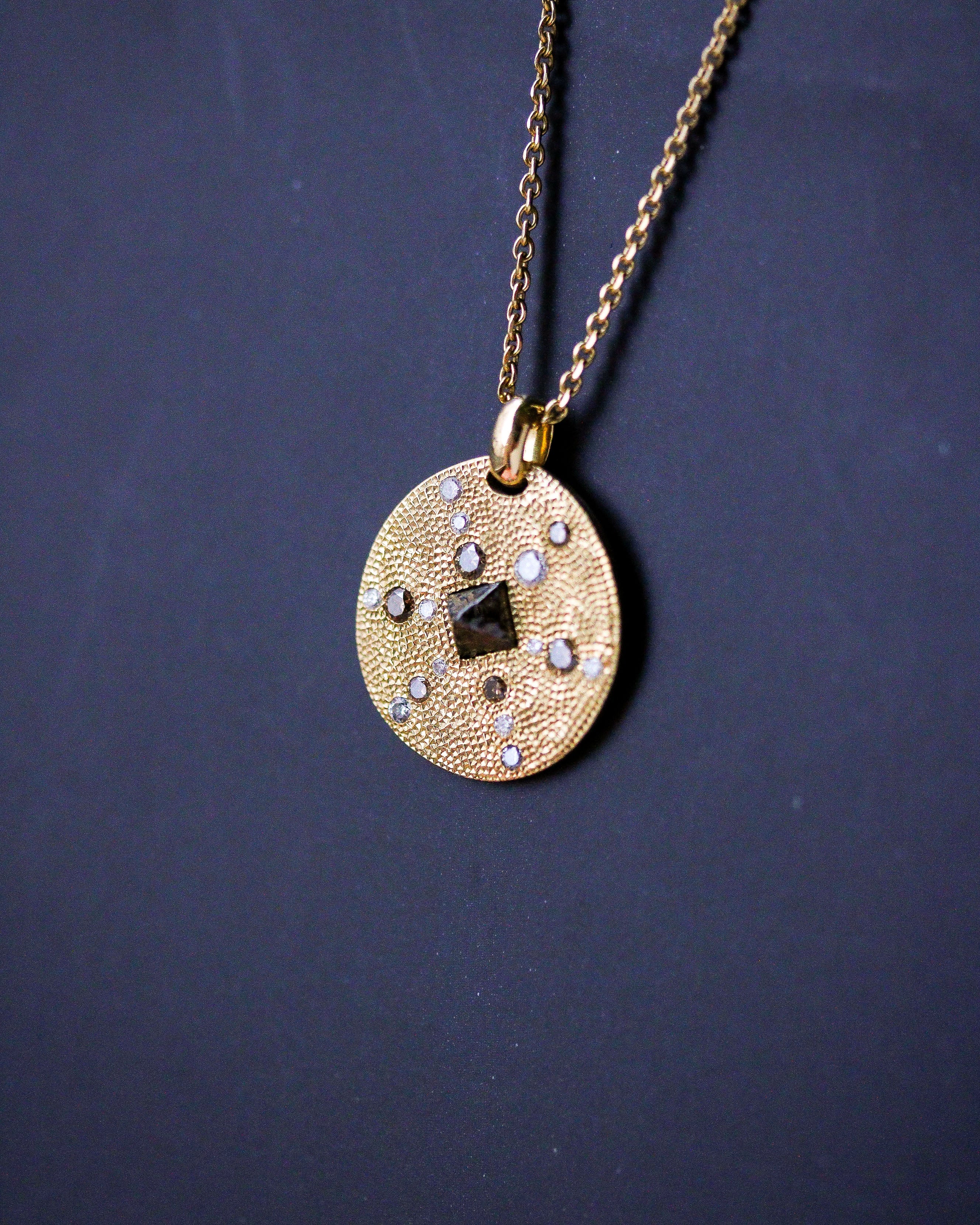 Médaille Collection Talisman Signé "de Beers" en or jaune et Diamants - Image 2